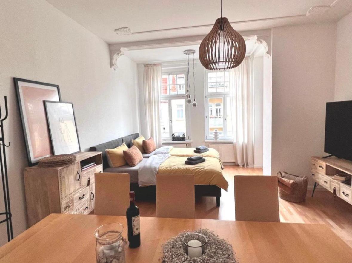 Feine Apartments In Der Suedstadt Von Erfurt Mit Kostenlosen Stellplatz & Flasche Wein Zur Begruessung Exterior foto